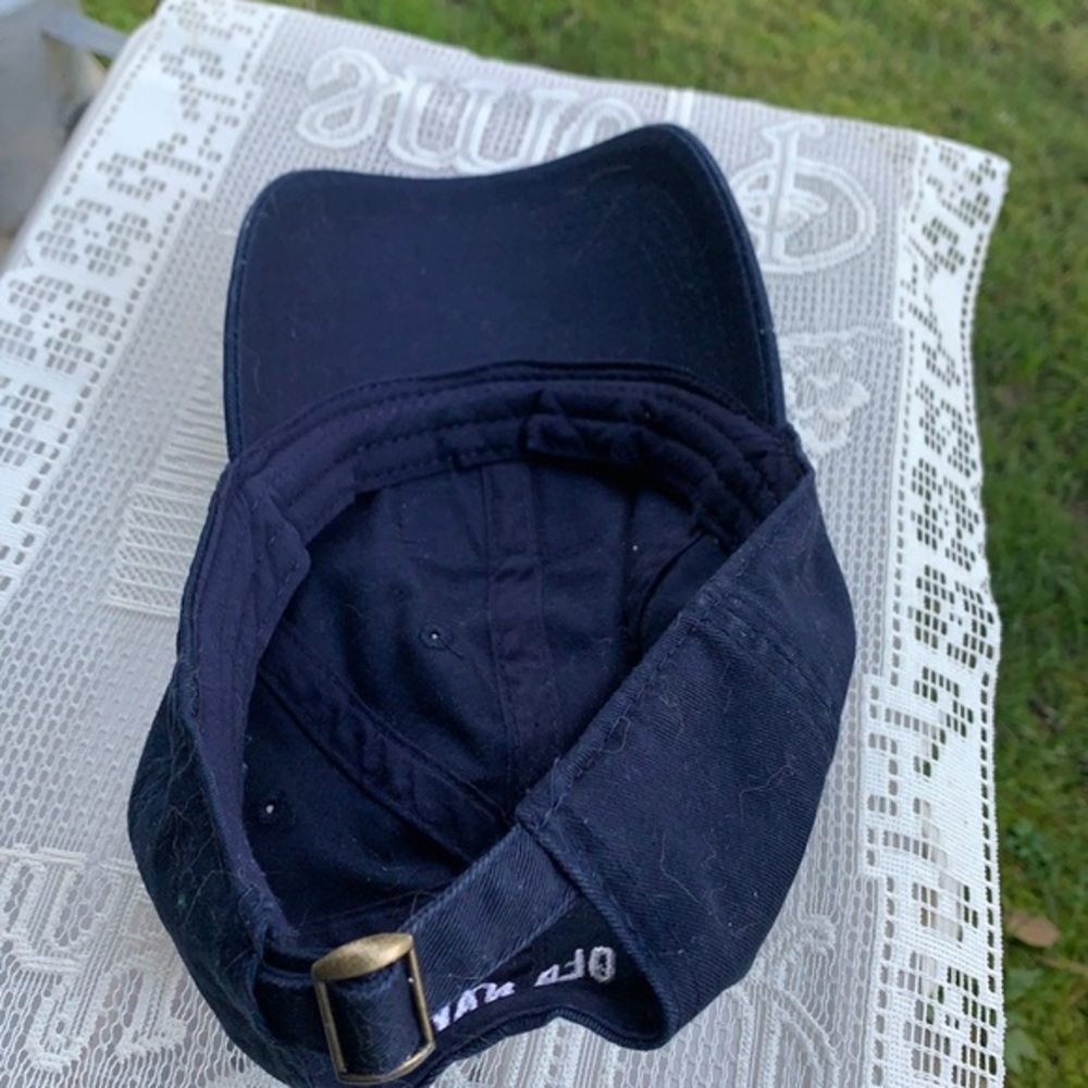 Old Navy Cap Pre Owned - Picture 4 of 5